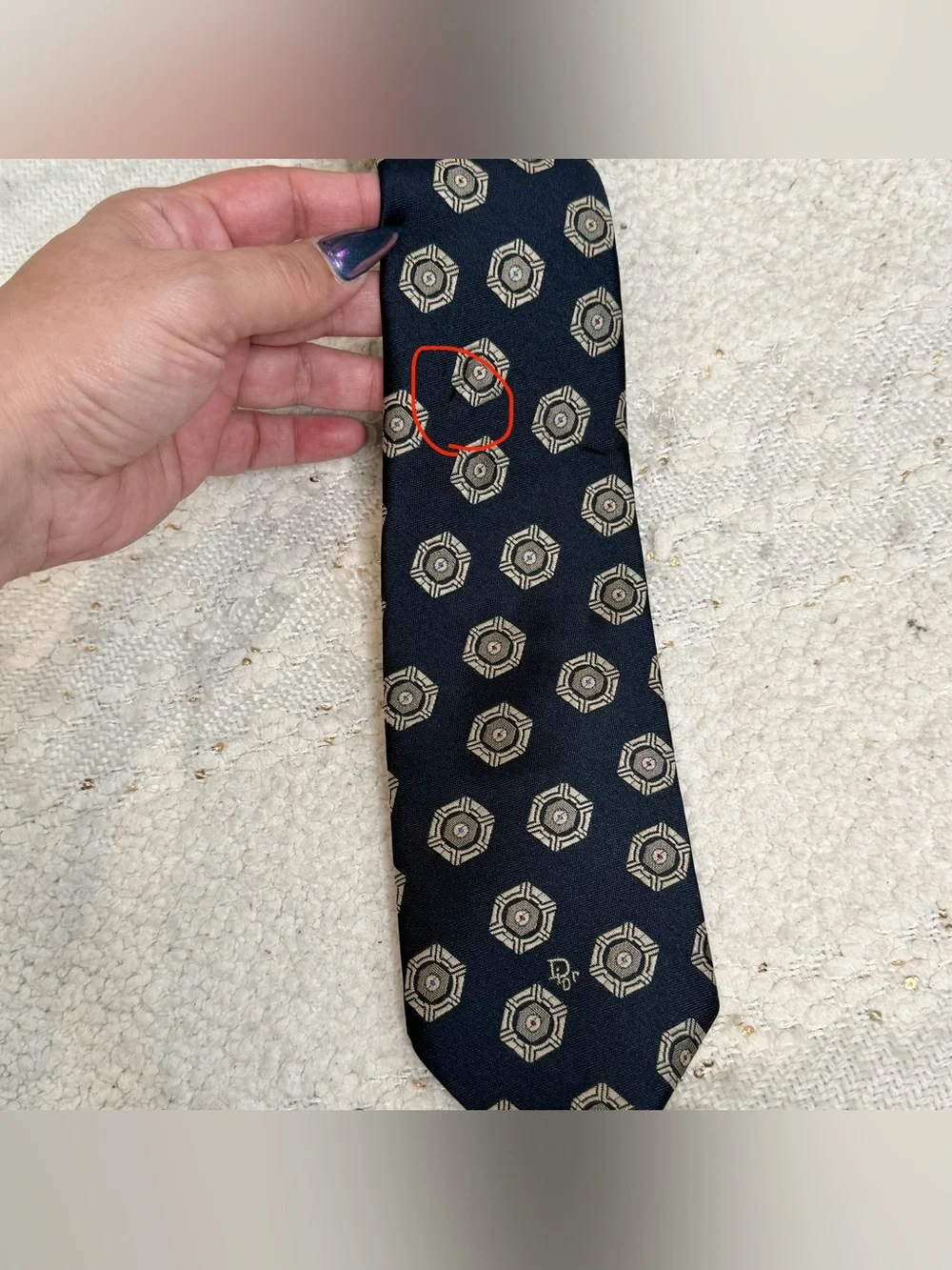 Christian Dior tie dark blue, beige, light blue and red silk blend neck tie